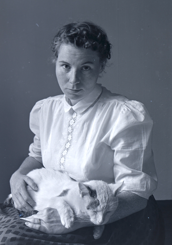 Edie about